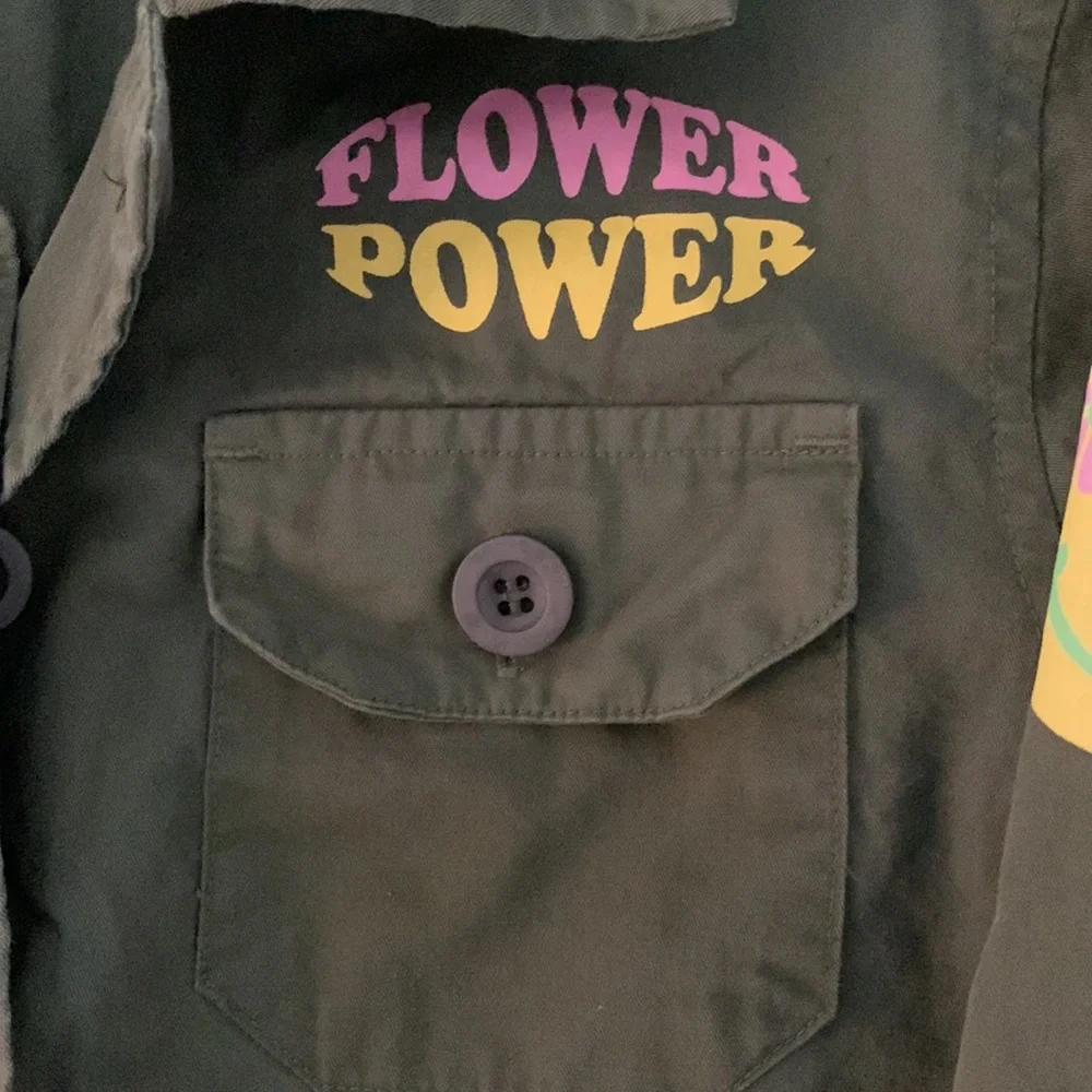 Tiny Whales Flower Power Button Up Shirt. - Picture 3 of 6